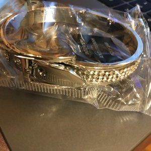 HOT!!!Austrian crystal buckle bangle!NEW bracelet Siler Tone HOTT!!!